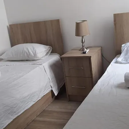 Lejlighed Bright And Convenient Penthouse In Malta *