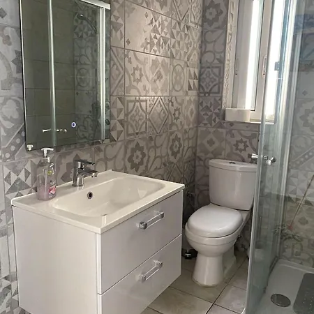 Bright And Convenient Penthouse In Malta Lejlighed