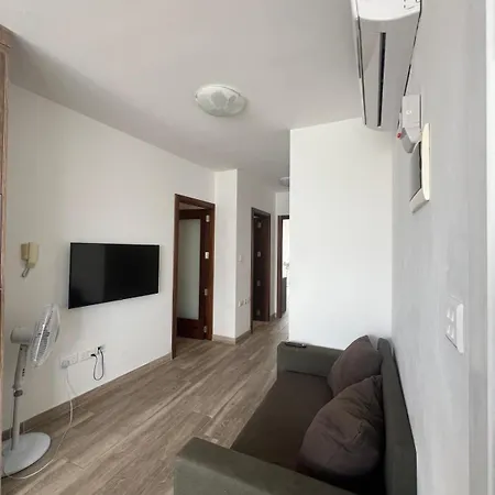 Bright And Convenient Penthouse In Malta * Msida