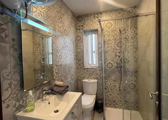 Lejlighed Bright And Convenient Penthouse In Malta *