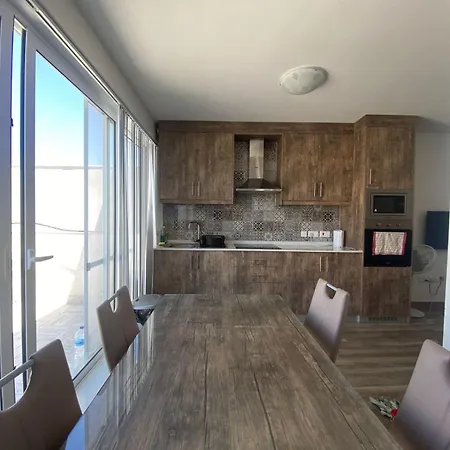 Bright And Convenient Penthouse In Malta Msida